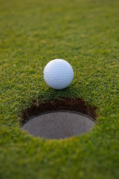 Buraco de golfe — Fotografia de Stock