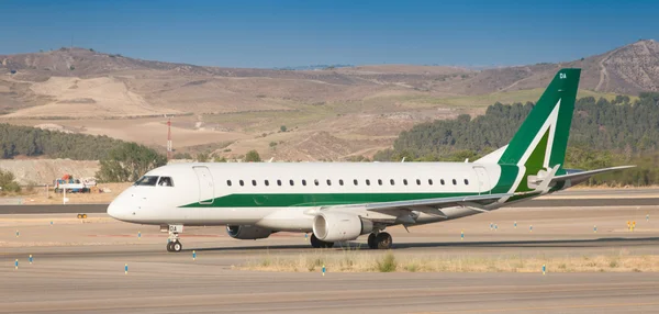 Plane at the airport — Stock Photo, Image