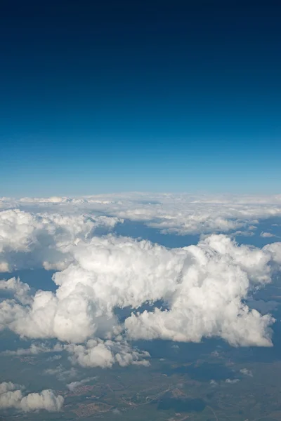 In cima alle nuvole — Foto Stock