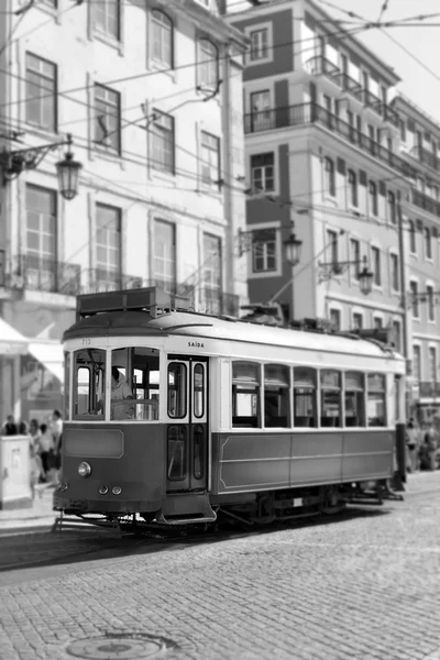 Tram in Lissabon, retro — Stockfoto