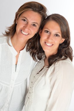 kız kardeşleri ve arkadaşları