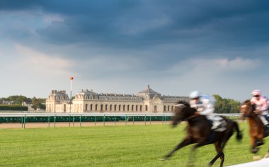 Chantilly dolarını