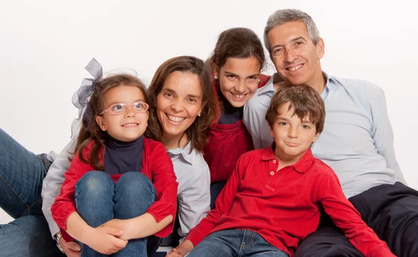 Familia riendo juntos —  Fotos de Stock