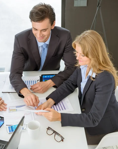 Business diskussion — Stockfoto