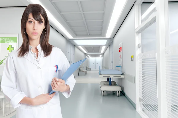 Verpleegkundige in het ziekenhuis — Stockfoto