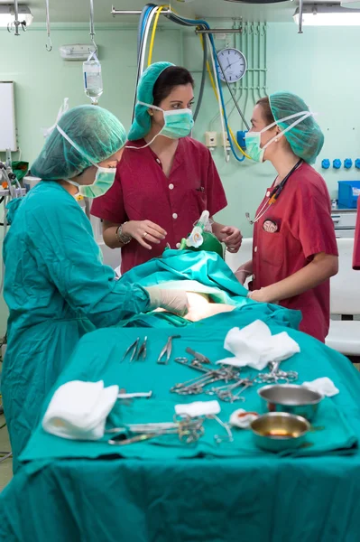 Operatie in het ziekenhuis — Stockfoto