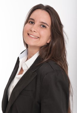 Gülümseyen genç ofis çalışanı  