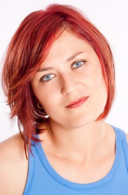 Kızıl saçlı kadın