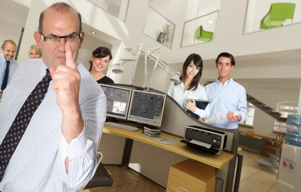 Warnung im Büro — Stockfoto