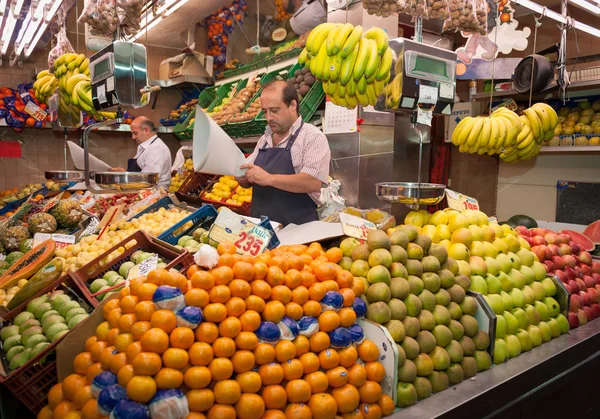 Venditore di frutta — Foto Stock