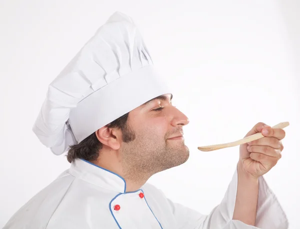 Chef mencium bau makanan — Stok Foto