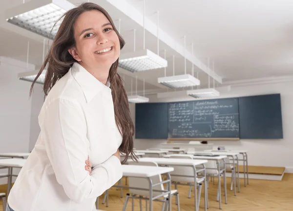 Amichevole giovane insegnante — Foto Stock