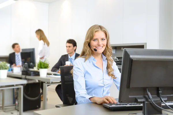 Representante de atendimento ao cliente — Fotografia de Stock