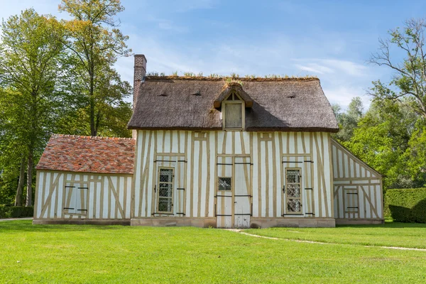 Old barn house — Stock Photo, Image