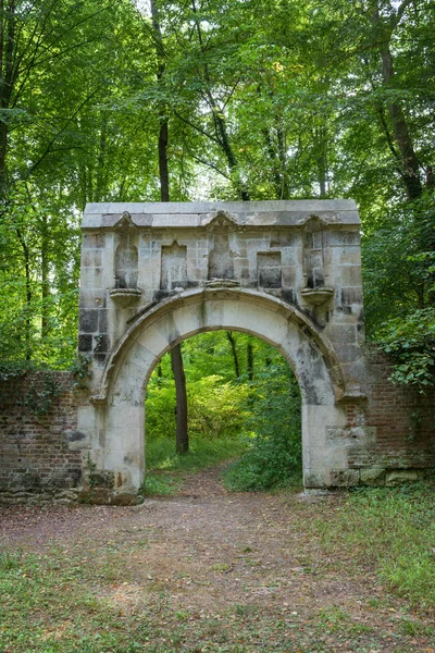 Abbey ruins — Stock Photo, Image