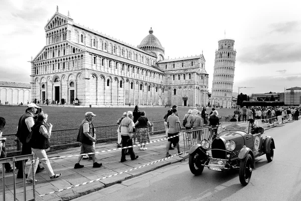 Een Bugatti Type 40 neemt deel aan de Gp Nuvolari oldtimer-race op 19 September 2015 in Pisa (Pi). De auto werd gebouwd in 1929. Rechtenvrije Stockfoto's