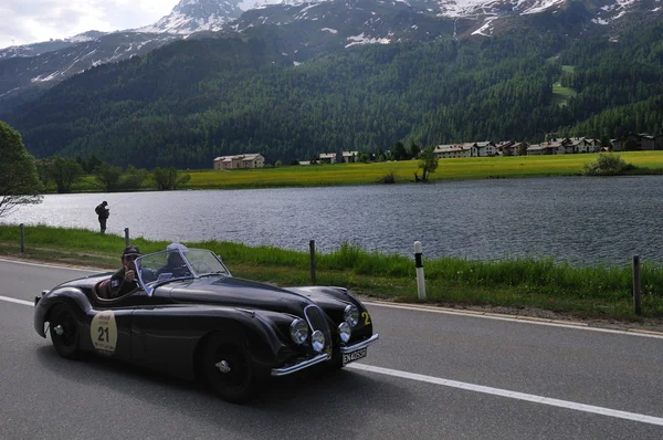 A black Jaguar XK 120 OTS — Stock Photo, Image