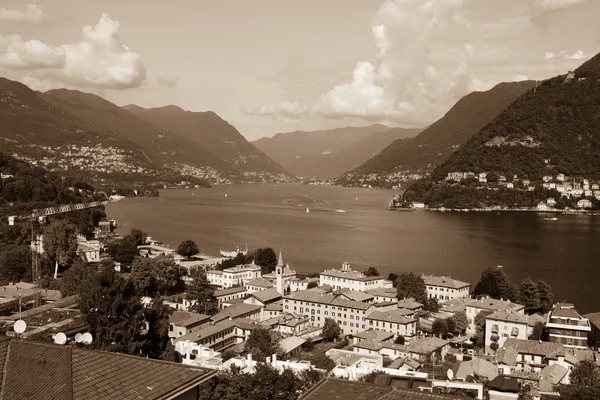 Como.