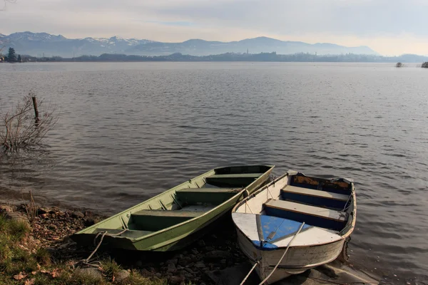 Lake Pusiano — Stock Photo, Image