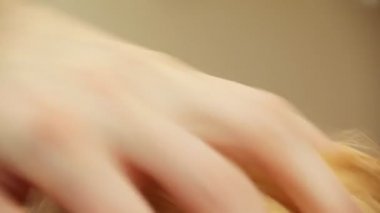 Kuaför Güzellik Salonu saç kurur