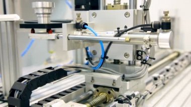 Robot ambar modeli