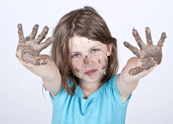 Kirli eller genç kızla