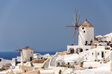 Santorini Oia yel değirmenleri