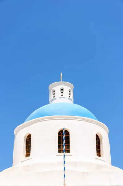 Oia blaue Kuppel der Kirche — Stockfoto