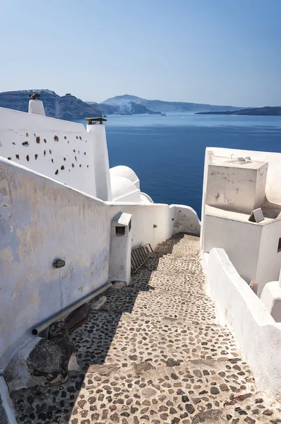 Santorini stenlagda steg — Stockfoto