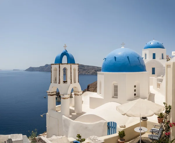 Santorini-sziget Oia egyházak varrott panoráma — Stock Fotó