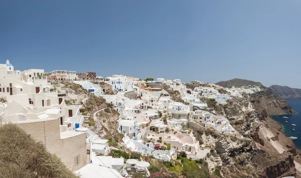 Panoráma města Oia Santorini, při pohledu vlevo — Stock fotografie