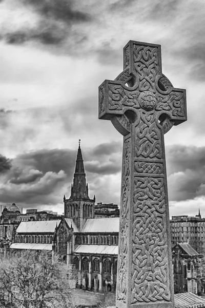 Lápida de cruz celta —  Fotos de Stock
