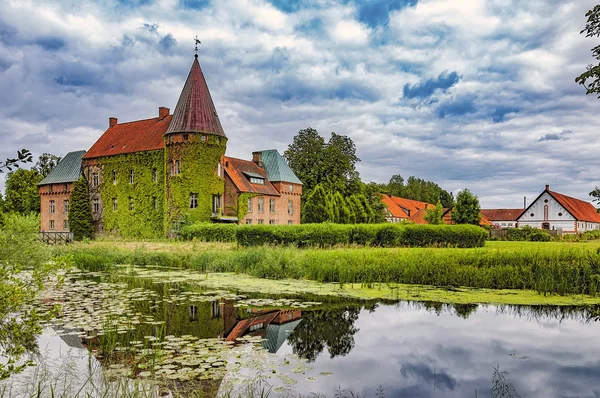 İsveç'te Ortofta Kalesi