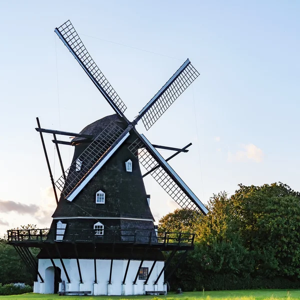 Windmill in sweden — Stock Photo, Image