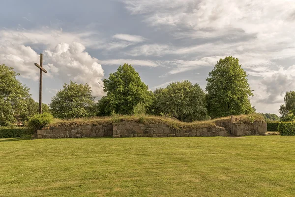 Ovraby Kyrkoruin en Suecia — Foto de Stock