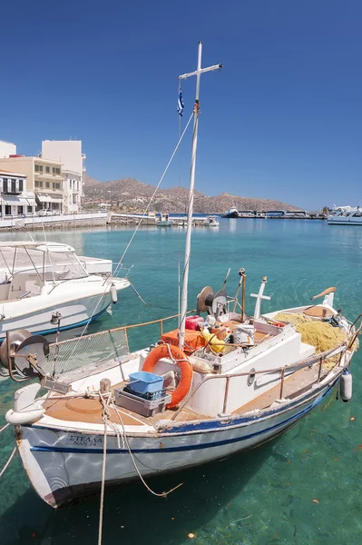 Agios Nikolaos tekne — Stok fotoğraf