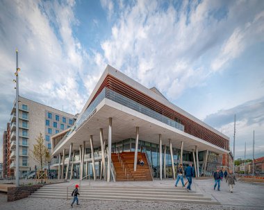 HELSİNGBORG, SWEDEN - 14 Mayıs 2021: Liman yakınlarındaki Seau Konferans Merkezi ve Oteli.