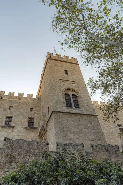 Grande Palazzo Padronale Domina Skyline All Interno Del Centro Storico — Foto Stock