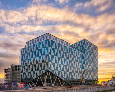 HELSİNGBORG, SWEDEN - 27 Haziran 2020: Yeni Oceanhamnen Prism Oteli.