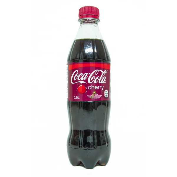 Vişneli kola Cola şişesi — Stok fotoğraf