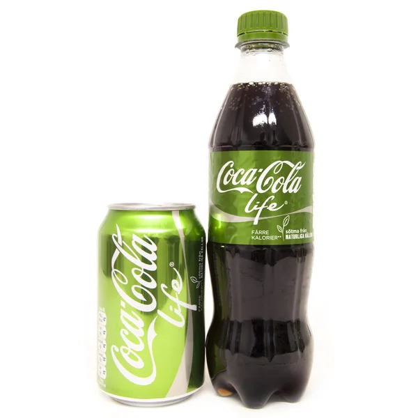 Coca-Cola Life pode e garrafa — Fotografia de Stock