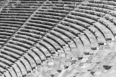 Yan Amphitheatre adımları