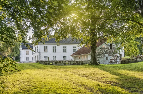 Herrevads Kloster avec Sunflare — Photo