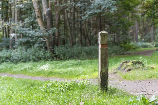 Poste de sentier — Photo