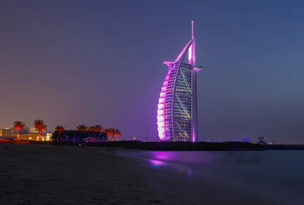 Dubai, Verenigde Arabische Emiraten - 12 mei 2016: Burj Al Arab Stockfoto