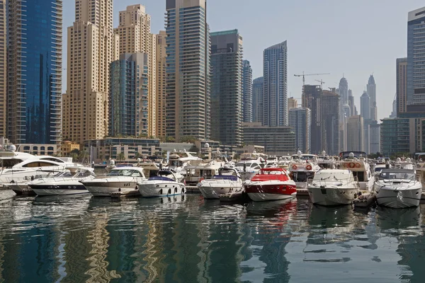 Yacht club i Dubai — Stockfoto