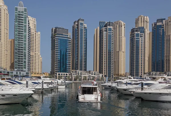 Район Marina в Дубаї — стокове фото