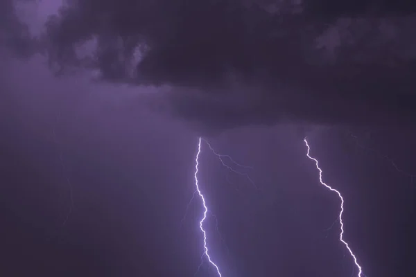 View Night Sky Two Strokes Lightning — Stock Photo, Image