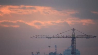 Site oluşturma vinç