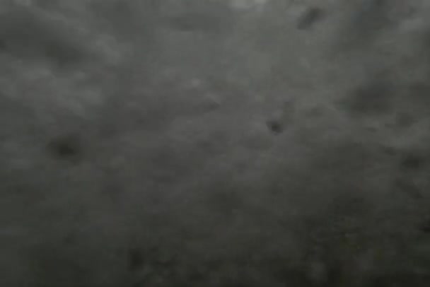 돌 해저에서 수 중 파 — 비디오